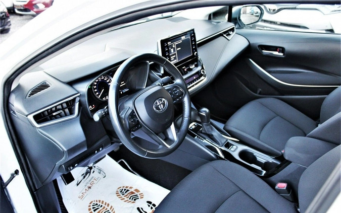 Toyota Corolla cena 83900 przebieg: 68000, rok produkcji 2019 z Ostrowiec Świętokrzyski małe 497
